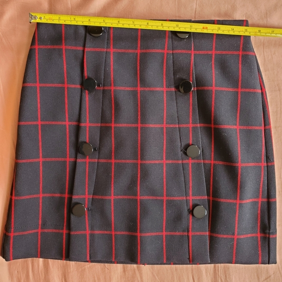 Red and blue checkered mini skirt - Picture 5 of 7